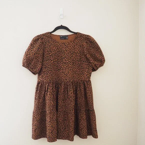 ASOS Design Petite Mini Tiered Smock Dress in Black Brown Leopard Print … - Picture 3 of 5